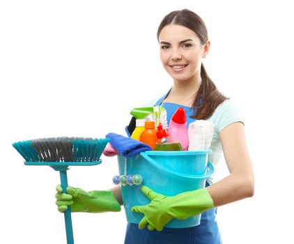 Professional cleaning of a Chelsea apartment at tenancy end