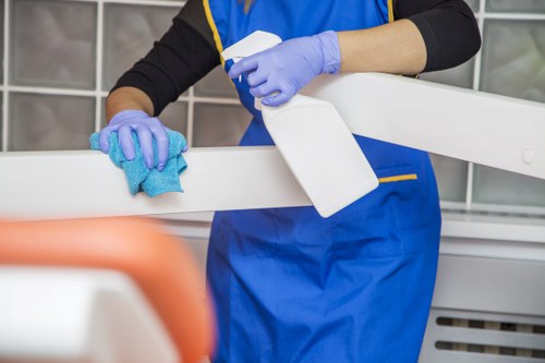 Kitchen deep cleaning service in Chelsea targeting grease and buildup